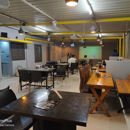 Pristine Inn Manyata Bangalore Extérieur photo