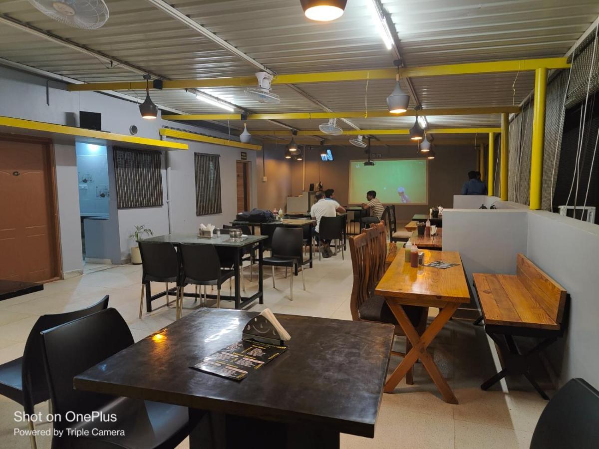 Pristine Inn Manyata Bangalore Extérieur photo
